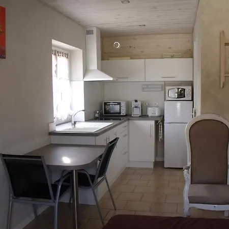 Ferienwohnung Aux Blanches Pierres Fumel Exterior foto