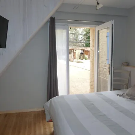 Ferienwohnung Aux Blanches Pierres Fumel Exterior foto