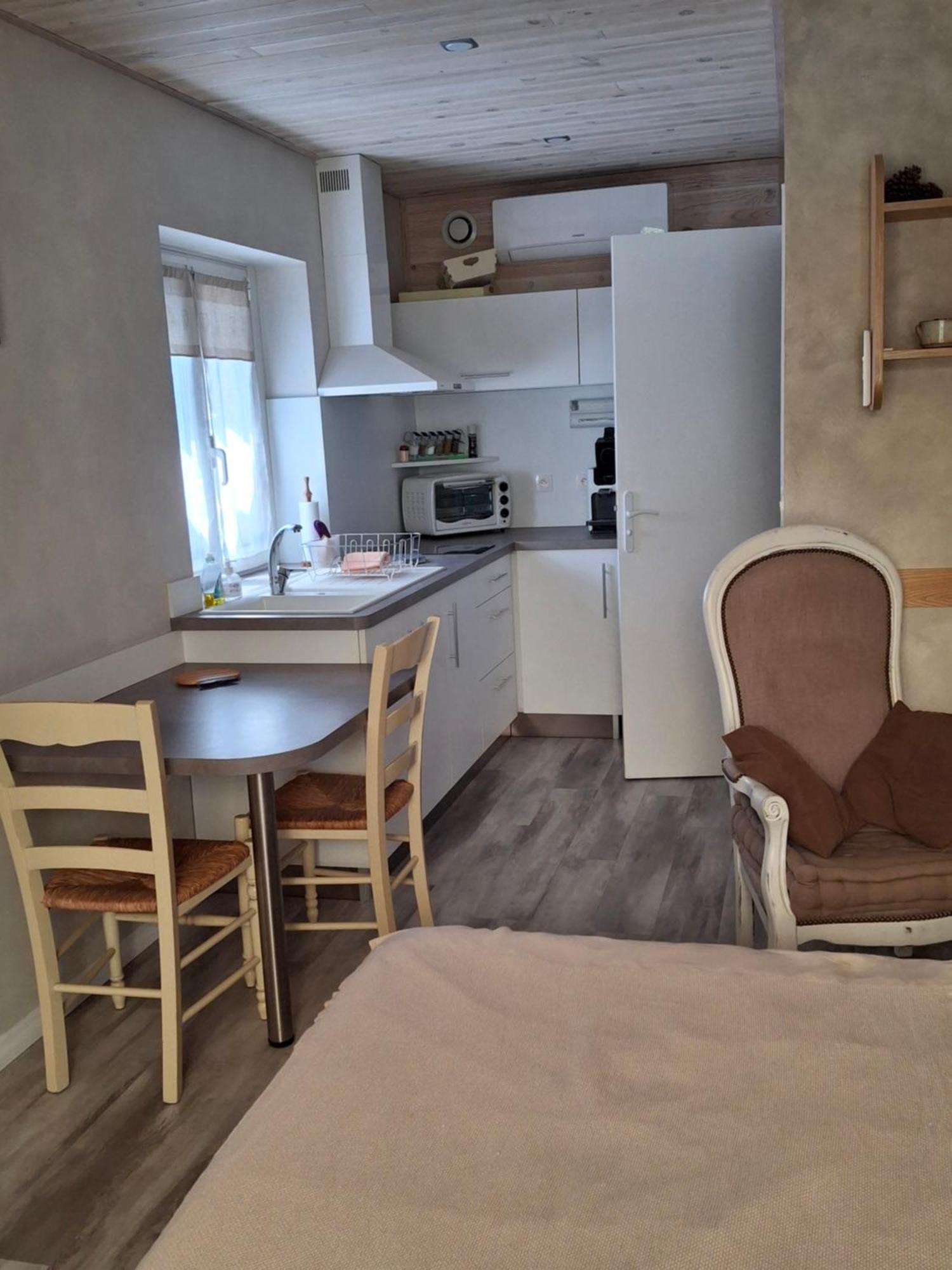 Homestay Aux Blanches Pierres