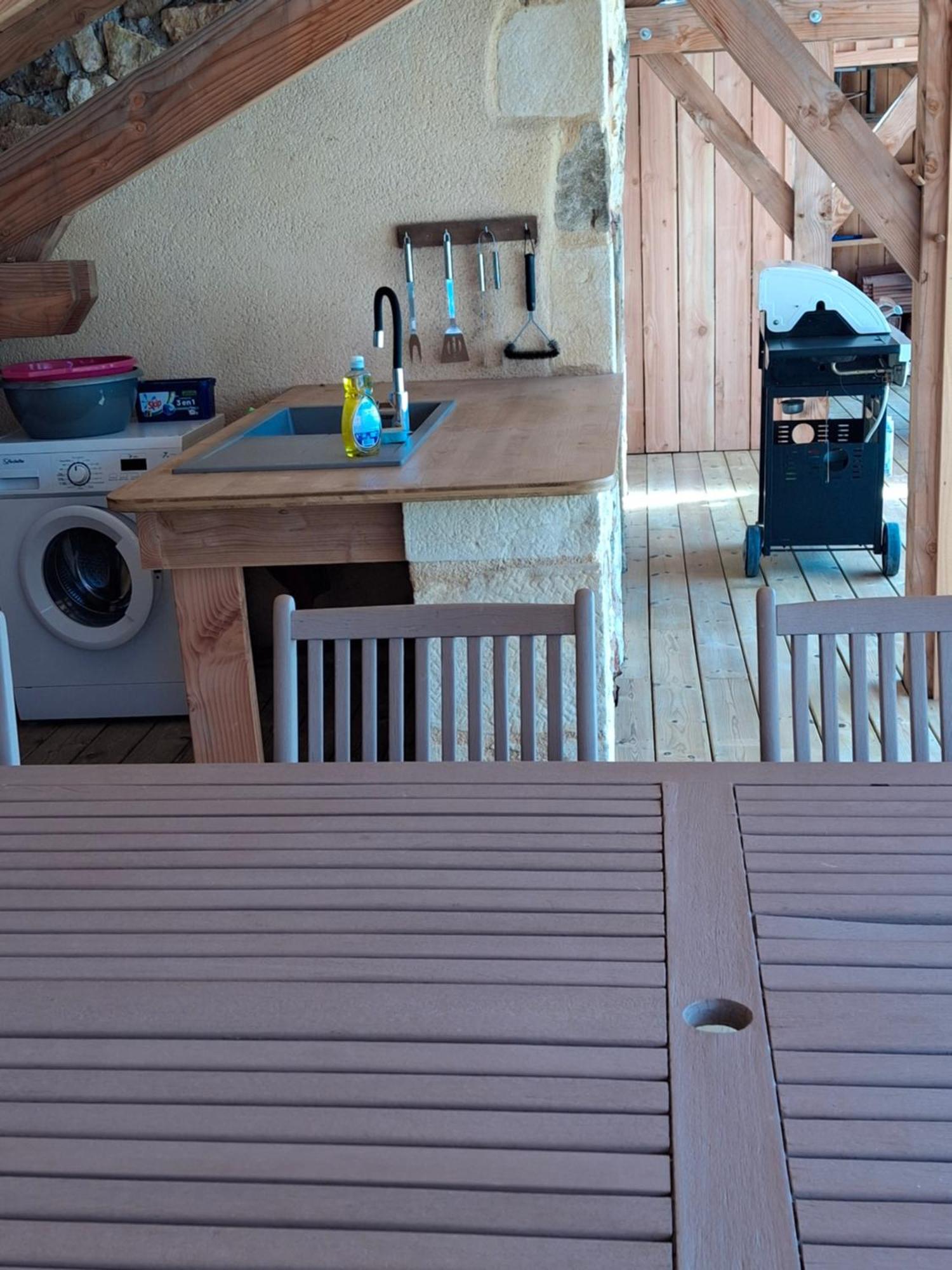 Homestay Aux Blanches Pierres *